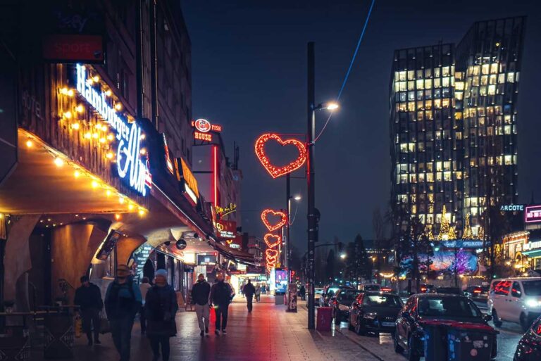 reeperbahn-tanzende-Türme